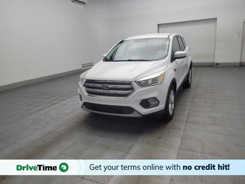 Used 2017 Ford Escape SE FWD image 1