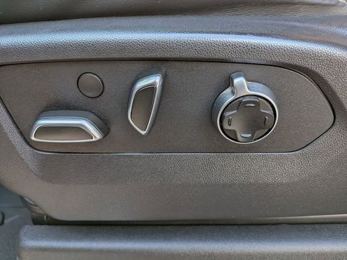 Used 2024 GMC Sierra 3500 Denali Ultimate image 18