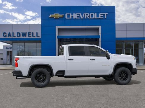 New 2026 Chevrolet Silverado 2500 ZR2 w/ ZR2 Bison Edition image 5