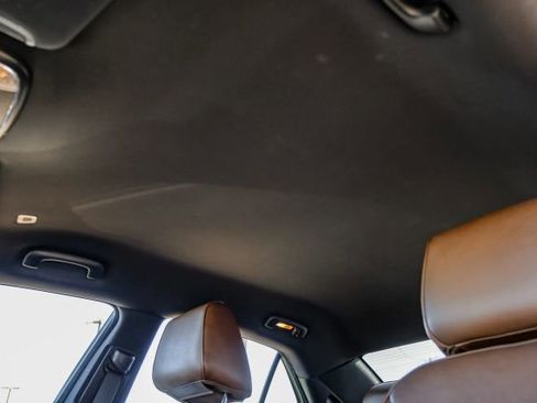 Used 2019 Chrysler 300 Limited image 37