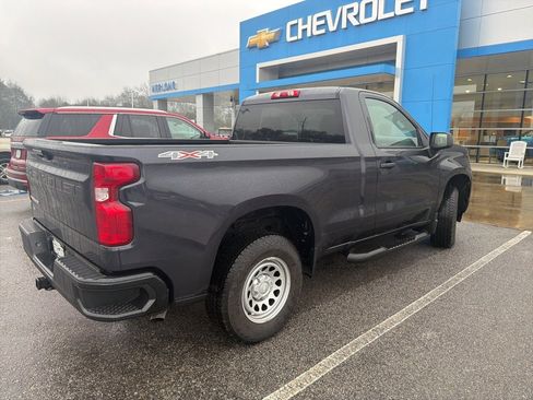 Used 2024 Chevrolet Silverado 1500 W/T w/ WT Value Package image 4
