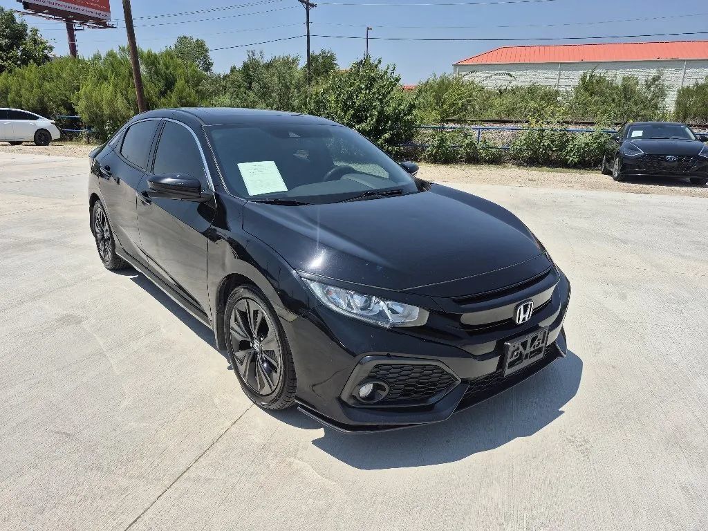 Used 2019 Honda Civic EX image 4