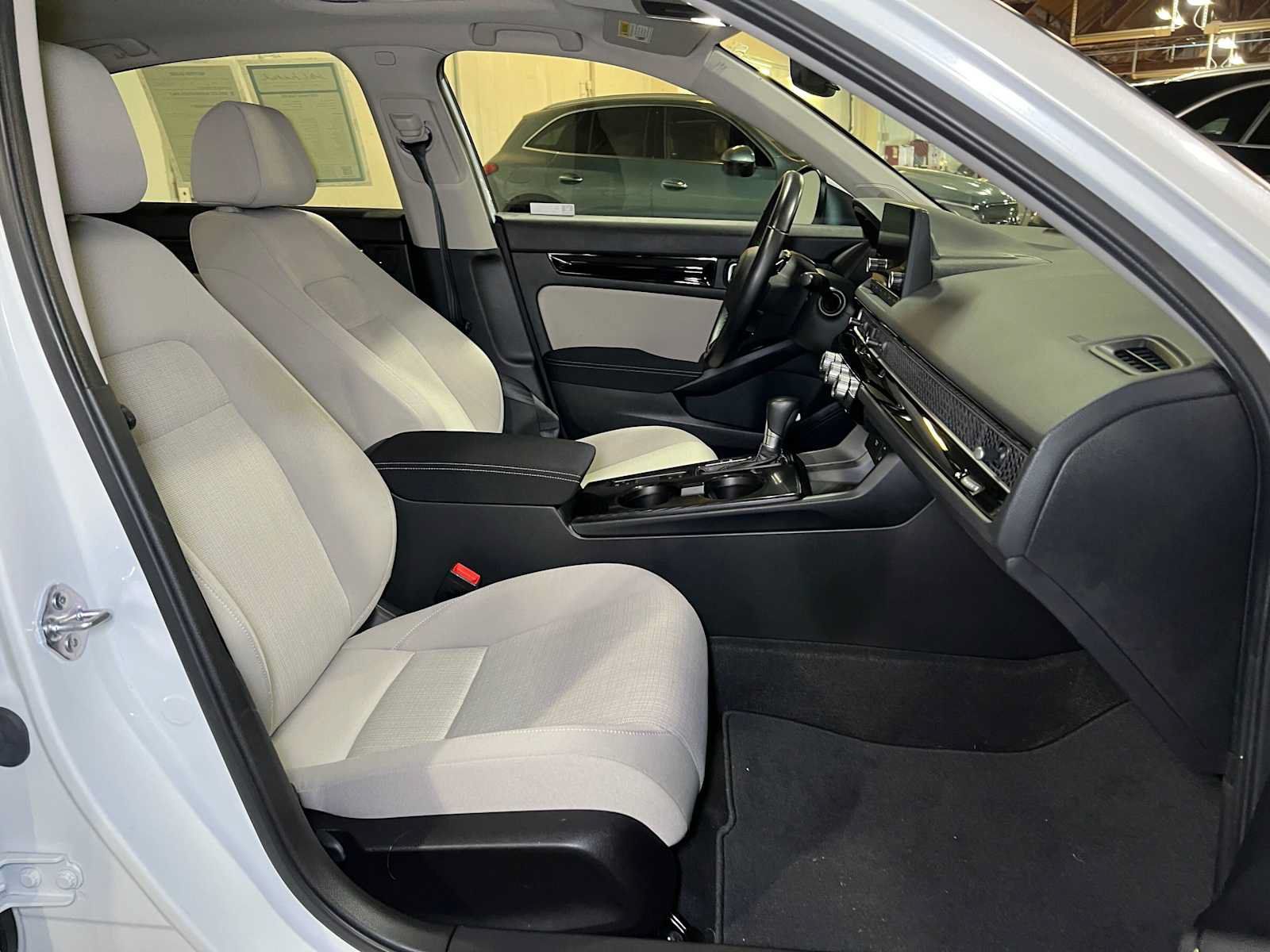 Used 2022 Honda Civic EX image 12
