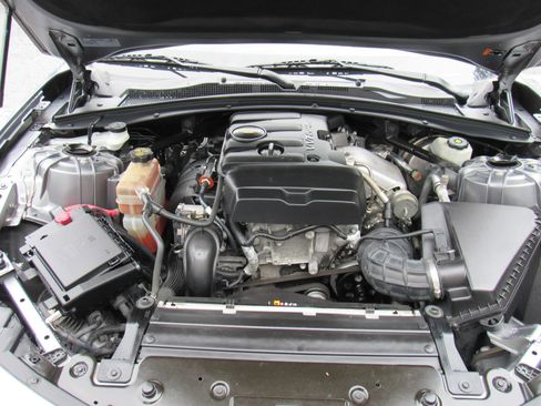 Used 2019 Chevrolet Camaro LT image 20