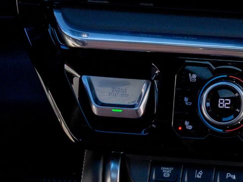 Used 2024 GMC Sierra 2500 Denali Ultimate image 22