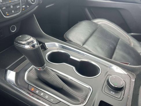 Used 2019 Chevrolet Traverse LT w/ LT Premium Package image 32