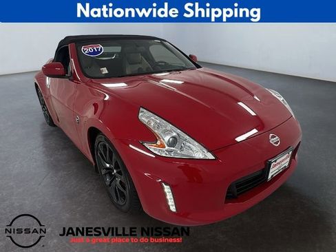 Used 2017 Nissan 370Z Touring image 1