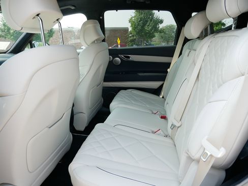 New 2025 Genesis GV80 3.5T Prestige image 5