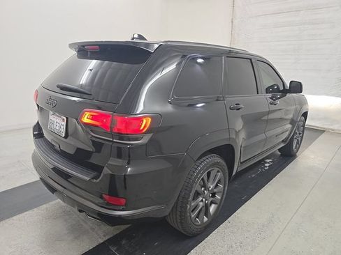 Used 2018 Jeep Grand Cherokee High Altitude RWD image 3