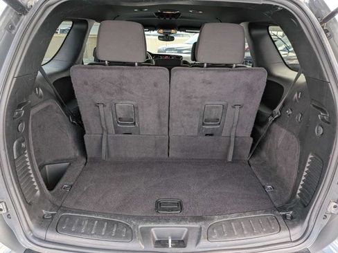 Used 2025 Dodge Durango GT RWD image 12