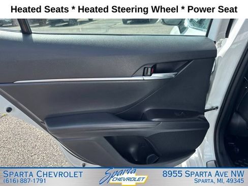 Used 2024 Toyota Camry SE FWD image 24