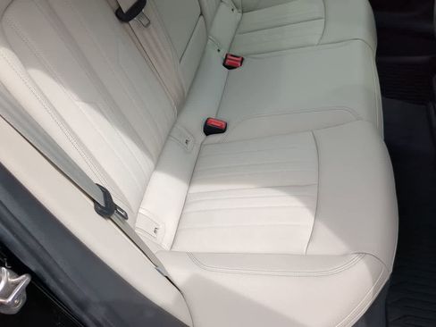 Used 2025 Audi A6 2.0T Premium image 21