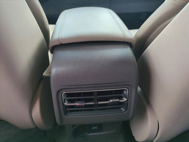 Used 2023 Lincoln Corsair FWD image 16