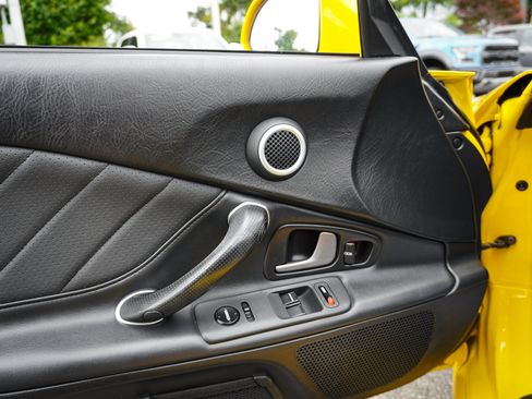 Used 2003 Honda S2000 image 16