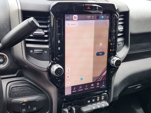 New 2026 RAM 2500 Tradesman AWD/4WD image 12