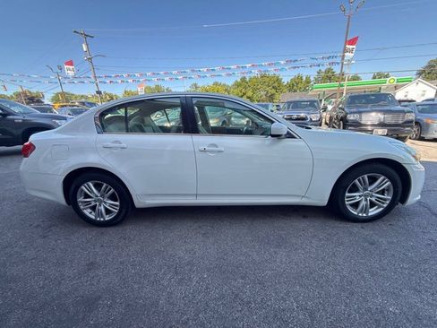 Used 2012 INFINITI G37 x Sedan w/ Premium Pkg AWD/4WD image 4
