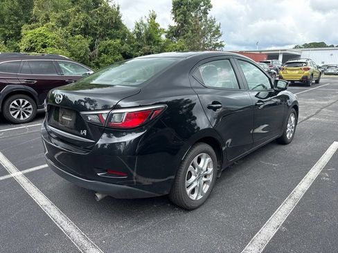Used 2016 Scion iA FWD image 5