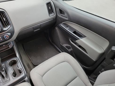 Used 2017 Chevrolet Colorado W/T w/ WT Convenience Package image 13