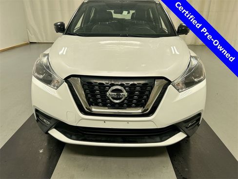 Certified 2019 Nissan Kicks SR w/ SR Premium Package image 3