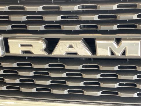 Used 2024 RAM 2500 Big Horn AWD/4WD image 10