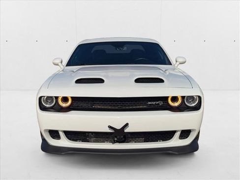 Used 2023 Dodge Challenger SRT Hellcat w/ Driver Convenience Group image 2