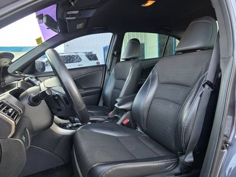 Used 2016 Honda Accord Sport image 11