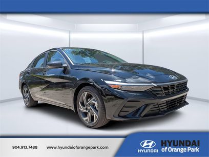 New 2025 Hyundai Elantra SEL