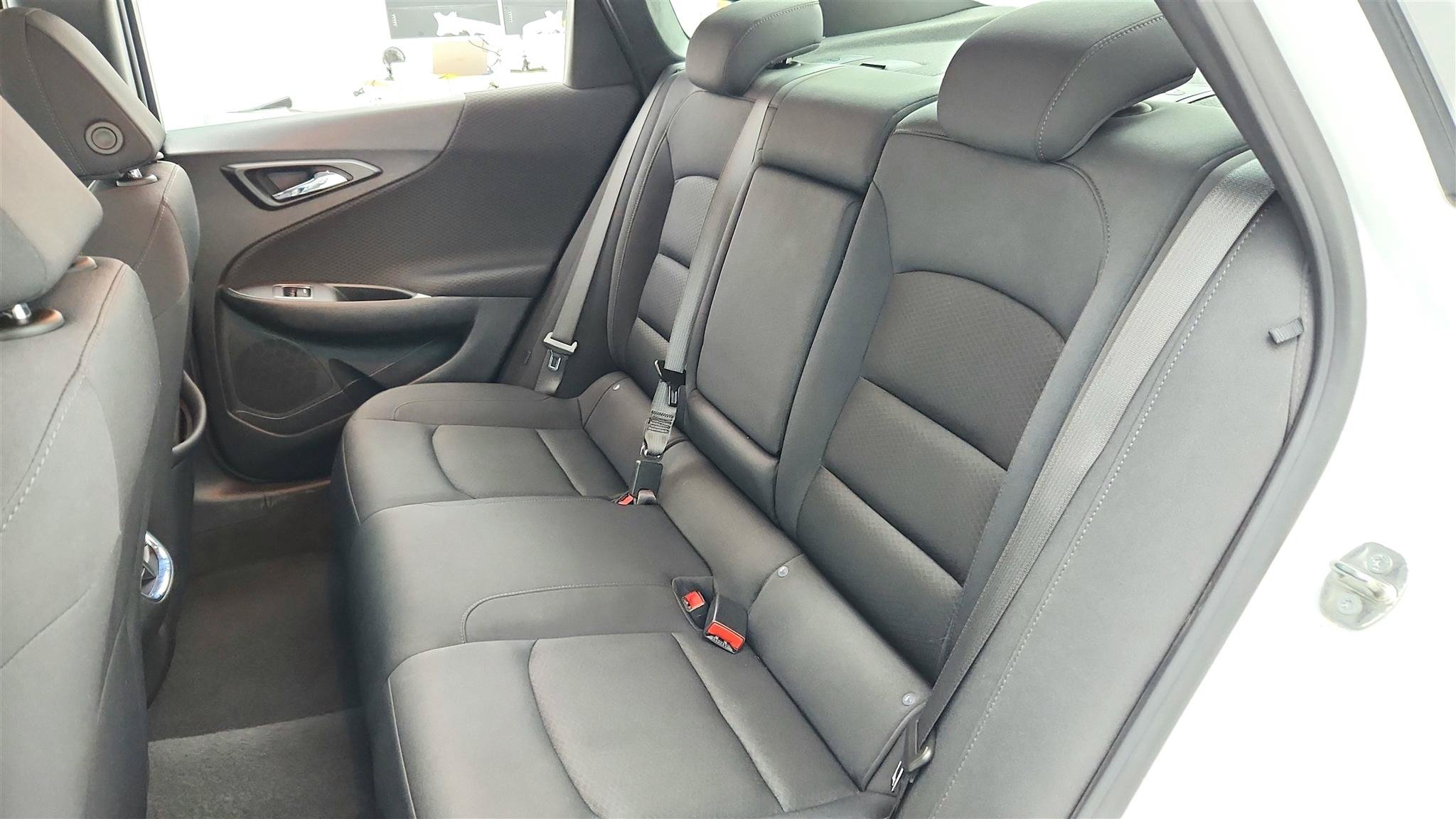 Used 2024 Chevrolet Malibu LT FWD image 17