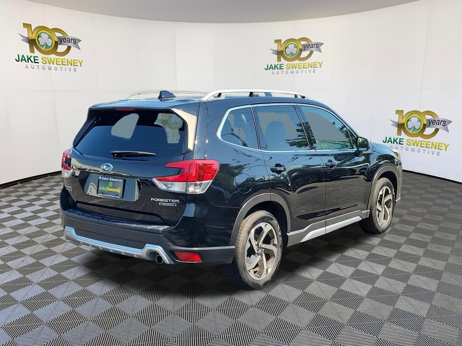 Used 2023 Subaru Forester Touring w/ Popular Package #3 AWD/4WD image 5
