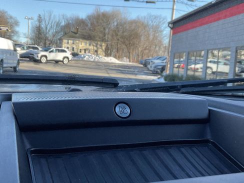 Used 2020 Ford F350 Lariat w/ Lariat Value Package image 19