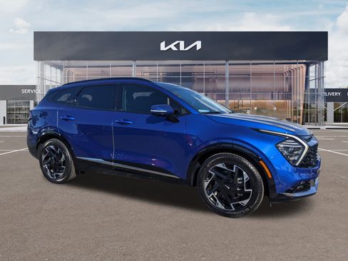 Certified 2024 Kia Sportage SX image 2