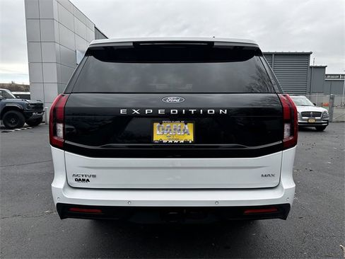 Certified 2025 Ford Expedition Max Active image 6