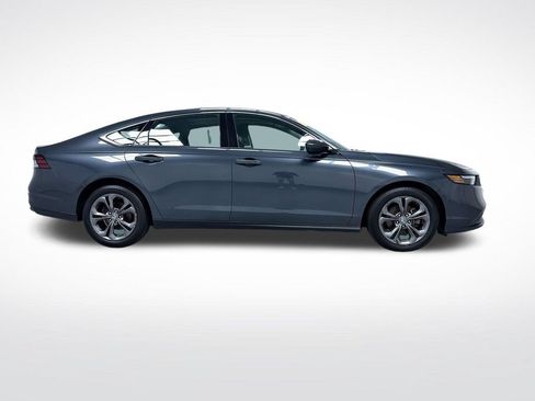 Used 2023 Honda Accord EX image 13