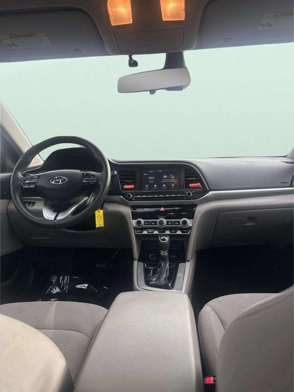 Used 2020 Hyundai Elantra SEL FWD image 13
