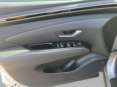 Used 2022 Hyundai Tucson SEL w/ Convenience + Premium Package image 16