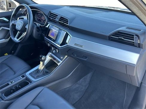 Used 2020 Audi Q3 2.0T Premium w/ Convenience Package image 13