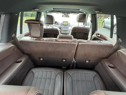 Used 2018 Mercedes-Benz GLS 450 4MATIC image 19