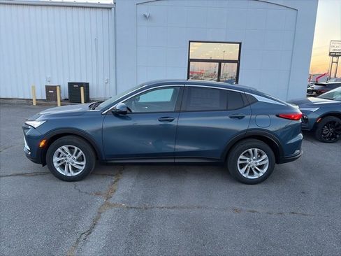 New 2026 Buick Envista Preferred w/ Convenience II Package image 3