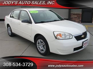 Used 2007 Chevrolet Malibu LS video 1