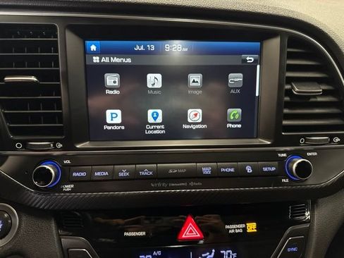 Used 2018 Hyundai Elantra Sport w/ Sport Premium Package 03 FWD image 15
