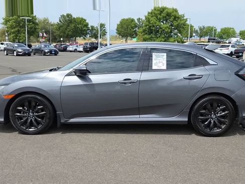 Used 2017 Honda Civic EX image 5