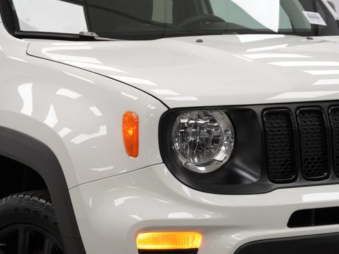 Certified 2023 Jeep Renegade Altitude AWD/4WD image 9