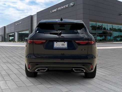 Used 2026 Jaguar F-PACE R-Dynamic S AWD/4WD image 4