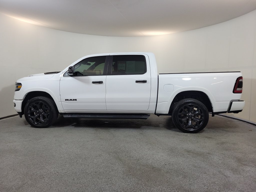 Used 2024 RAM 1500 Limited w/ Night Edition AWD/4WD image 4