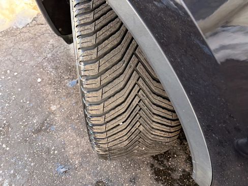 Used 2015 Porsche Cayenne S image 45