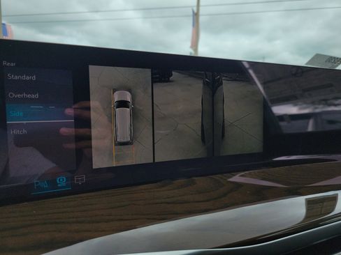 New 2026 Cadillac Escalade ESV Platinum Sport w/ LPO, ONYX Package image 25