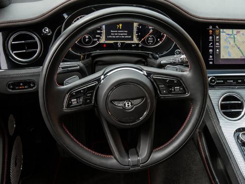 Used 2022 Bentley Continental GT AWD/4WD image 63