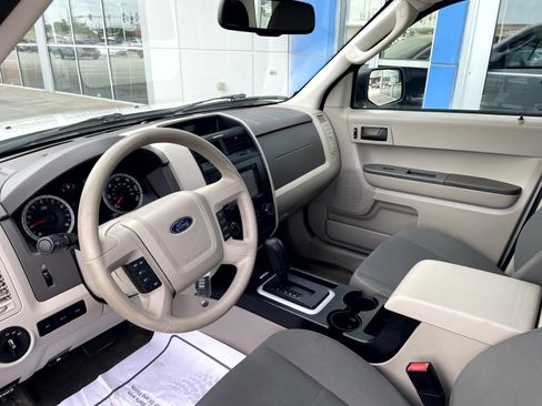 Used 2012 Ford Escape XLS FWD image 17