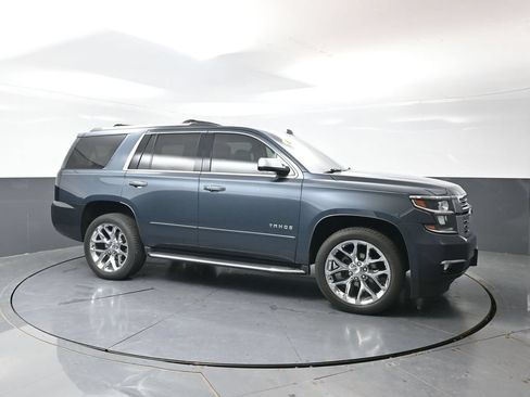Used 2019 Chevrolet Tahoe Premier AWD/4WD image 10