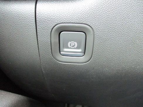 Used 2026 Chevrolet Silverado 3500 W/T AWD/4WD image 13